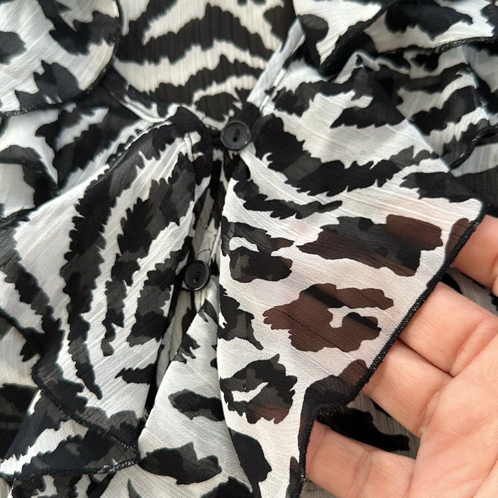 Zebra Print. Unique. Lighht And Sheer. - image 2